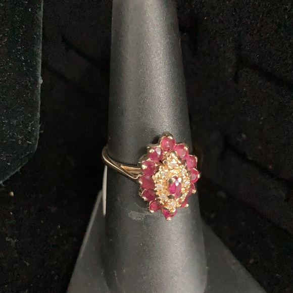 Gorgeous July Birthstone Ring Ruby,Diamonds,14k - Picture 2 of 16